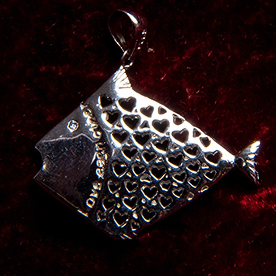 100315 Pendant -Fish shape - Image 1