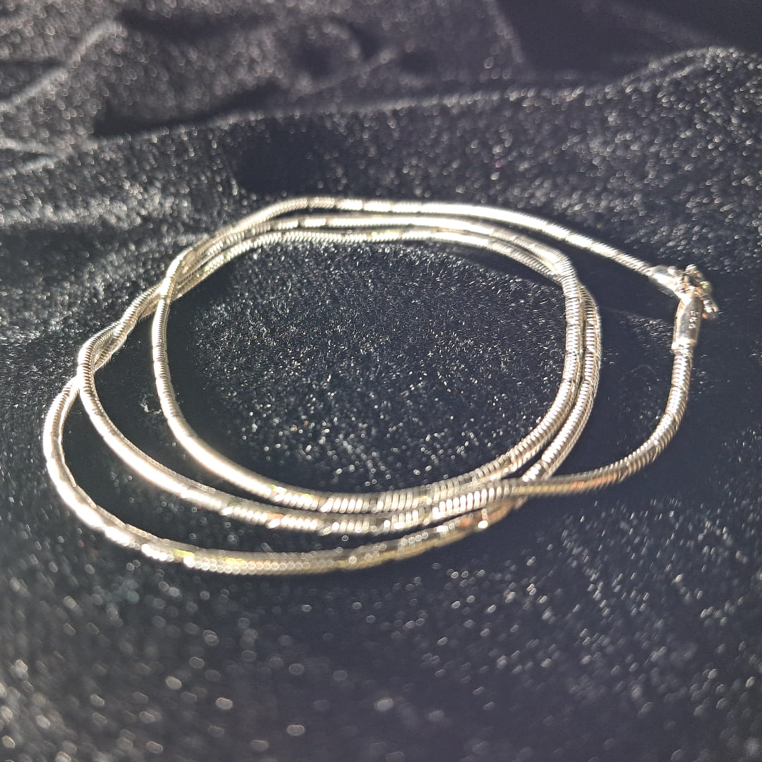 20250609_1655571 Classic Slim Chain - Image 1