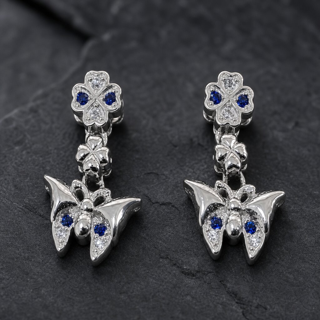 20820272 Silver Princess Studs - Image 1