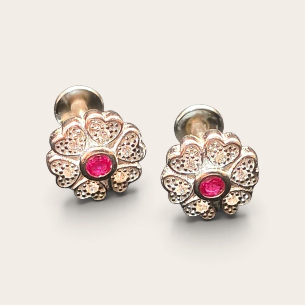 2026091435 Silver Royal Studs - Image 1
